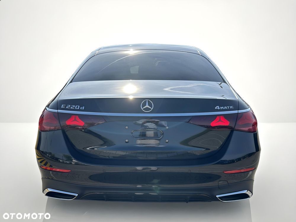 Mercedes-Benz Klasa E 220 d mHEV 4-Matic AMG 9G-Tronic - 6