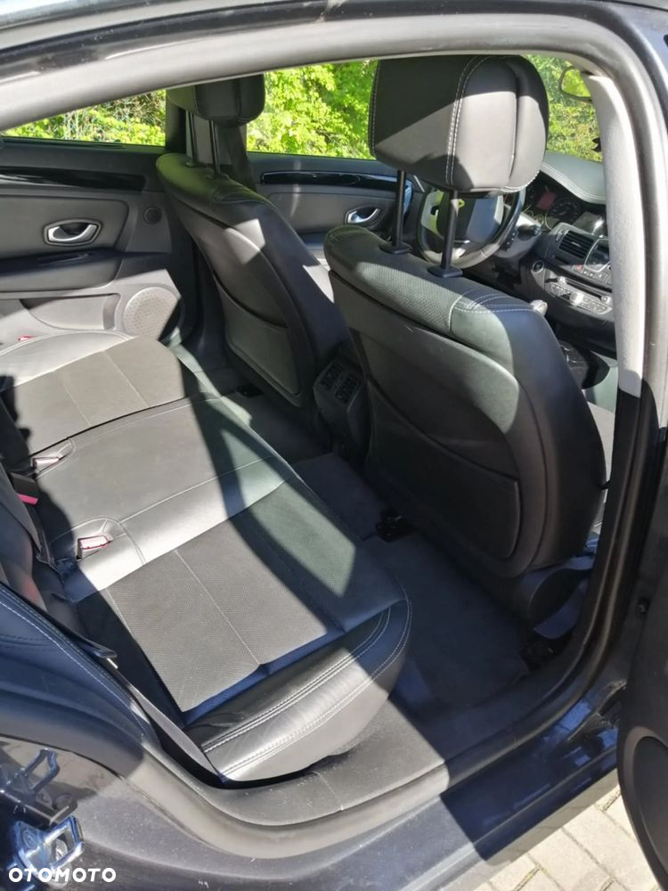 Renault Laguna 2.0 dCi Initiale - 12