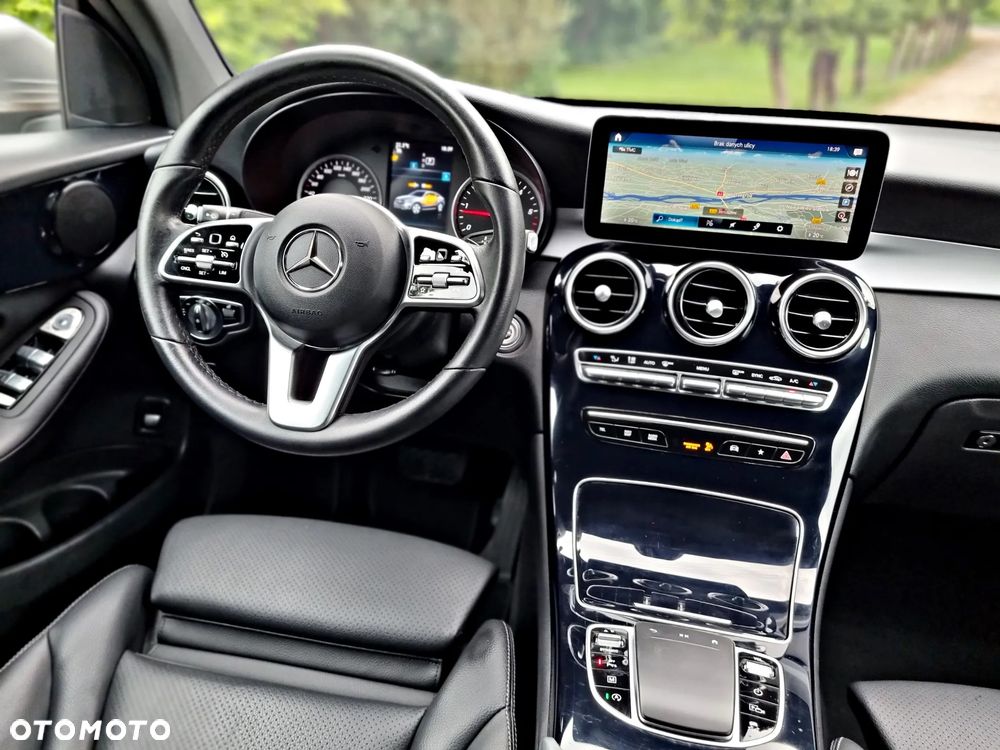 Mercedes-Benz GLC 300 d 4Matic 9G-TRONIC Exclusive - 19