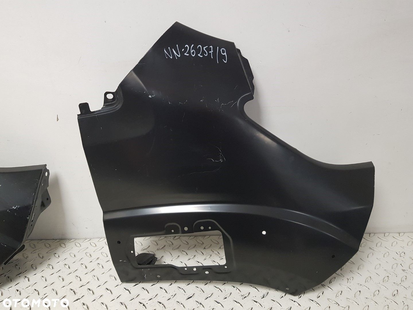 FABRYCZNIE NOWY ORYGINALNY BŁOTNIK PRAWY FIAT E-DUCATO OPEL MOVANO-E ELEKTYCZNE 68693508AA-001 - 1