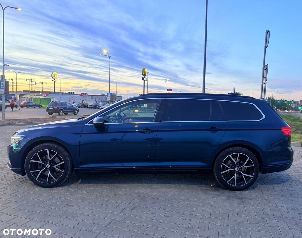 Volkswagen Passat Variant 2.0 TDI SCR DSG Business - 5