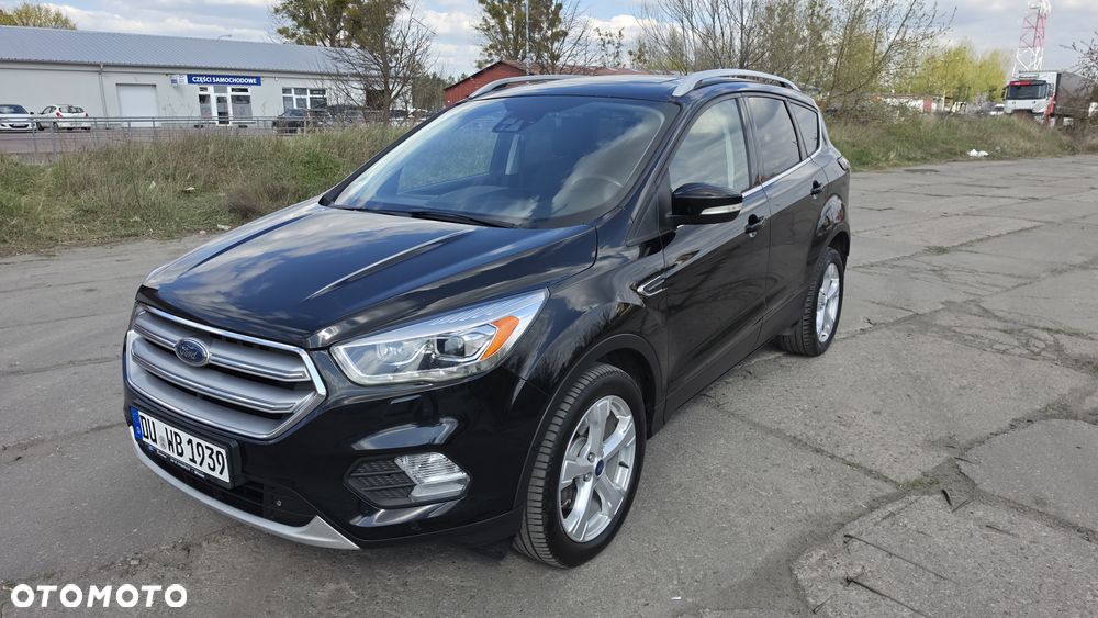 Ford Kuga 2.0 TDCi 2x4 Titanium - 17