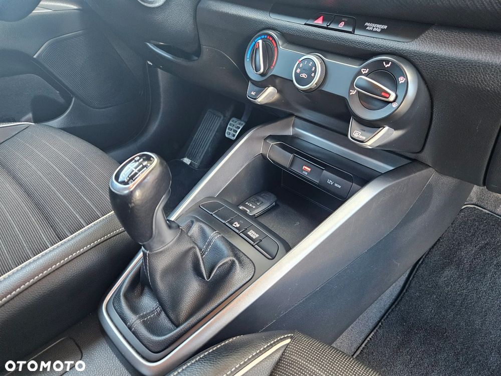 Kia Rio 1.0 T-GDI 100 GT Line - 21