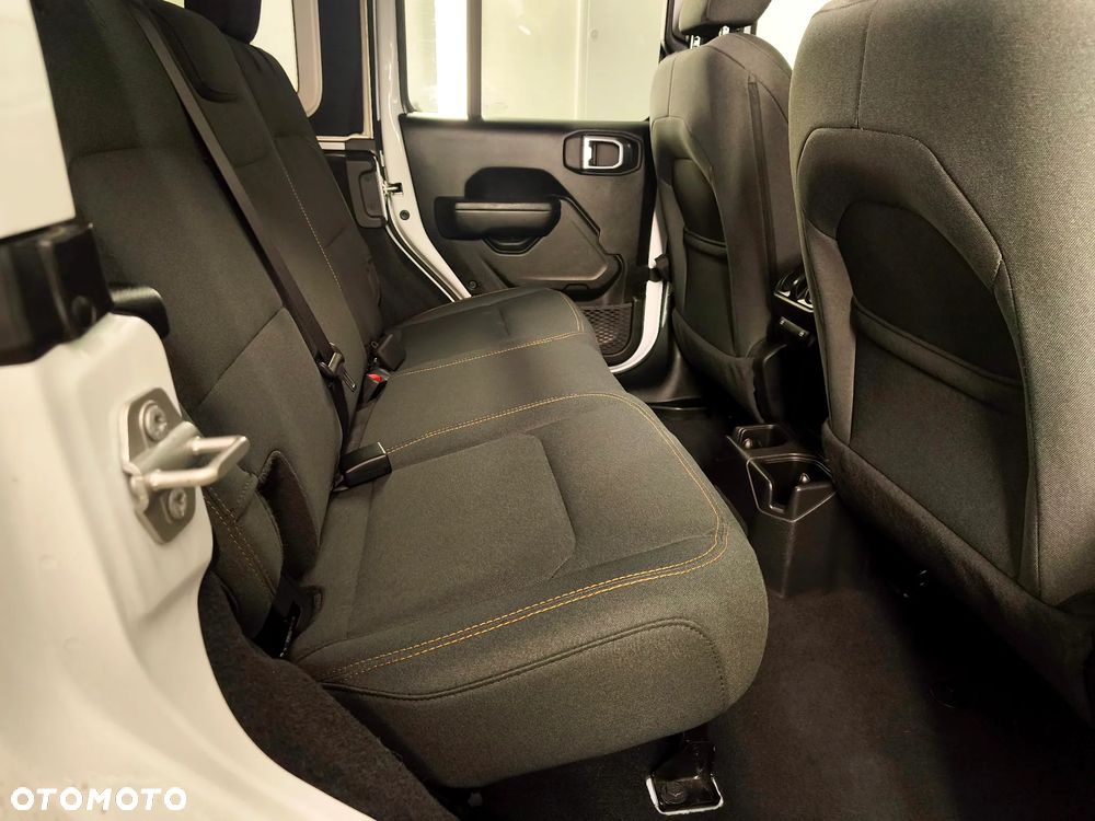 Jeep Wrangler 2.0 T-GDI Hardtop AWD Automatik Sport - 20