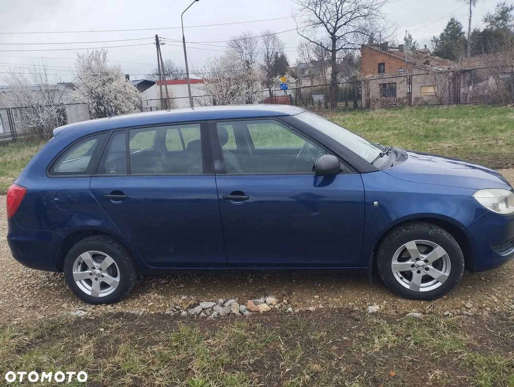Skoda Fabia 1.6 TDI DPF Active Plus - 7