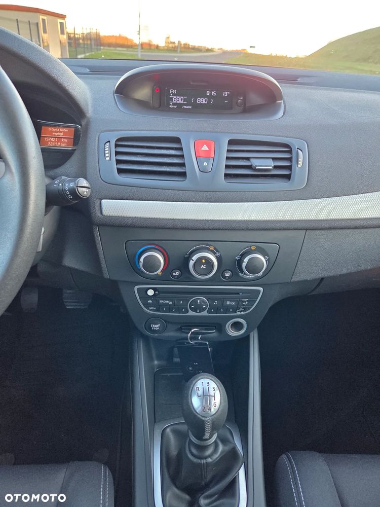 Renault Megane TCe 130 Dynamique - 12