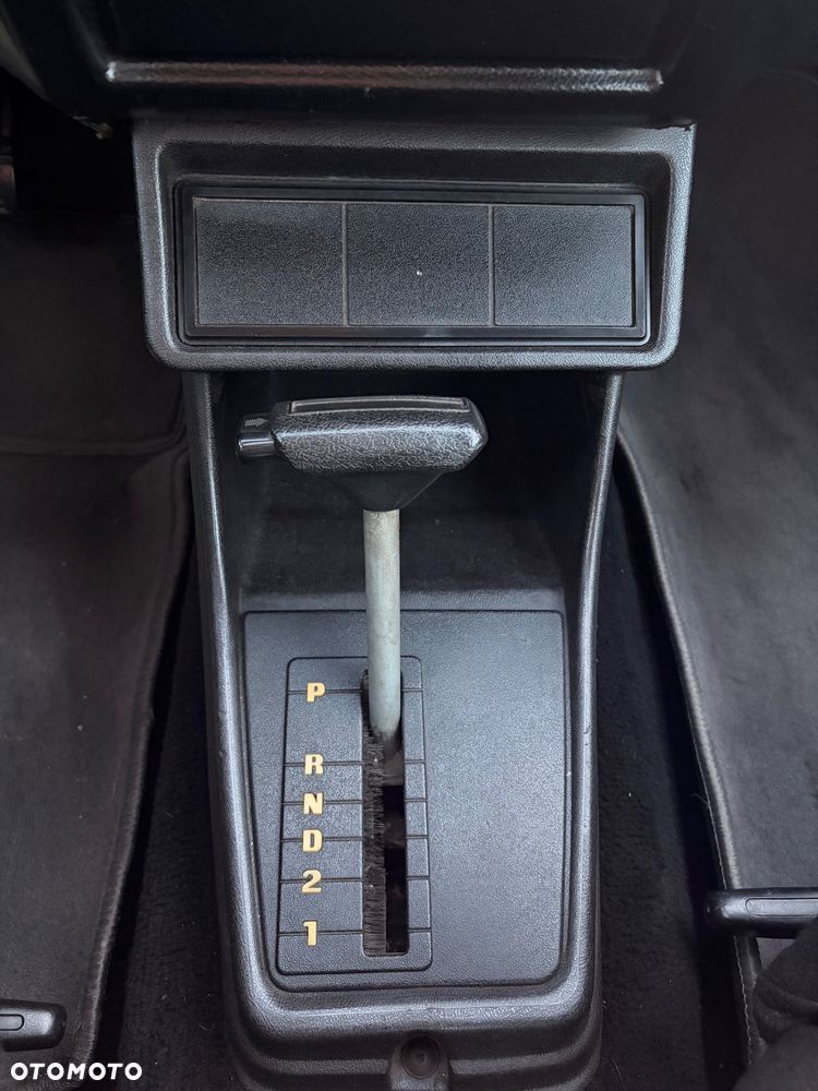 Volkswagen Golf - 16