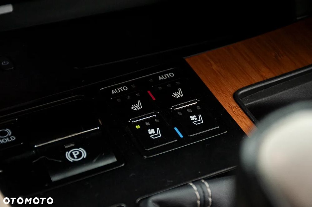 Lexus RX 450h (hybrid) Business Line - 41