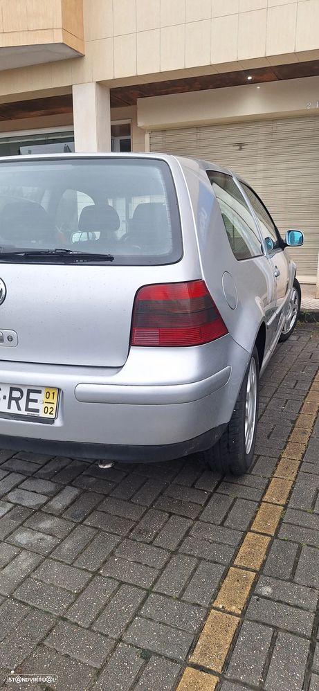 VW Golf 1.9 TDi 25 Anos - 9