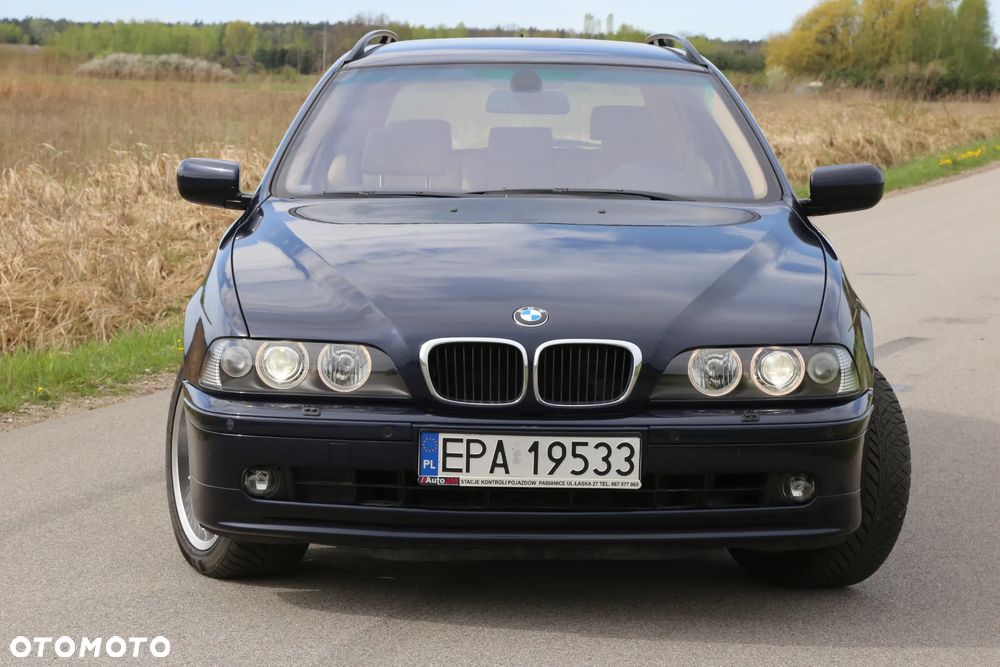 BMW Seria 5 530i Touring Edition Sport - 3