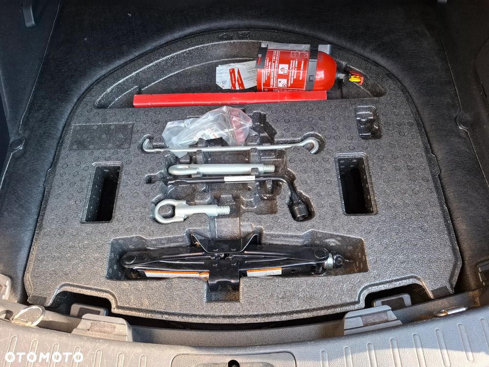 Toyota Corolla 2.0 Hybrid Comfort - 19