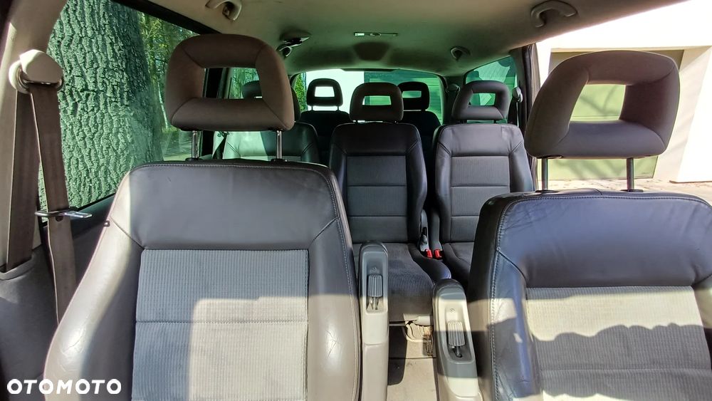 Volkswagen Sharan 1.9 TDI Basis - 6