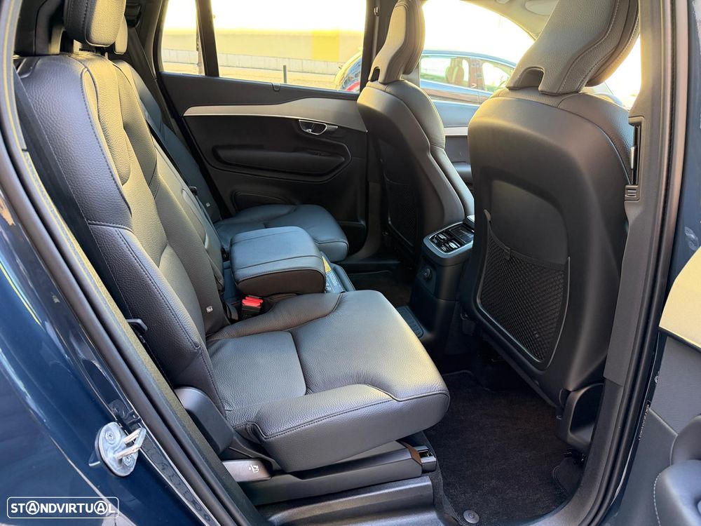 Volvo XC 90 T8 AWD Plus Bright - 32