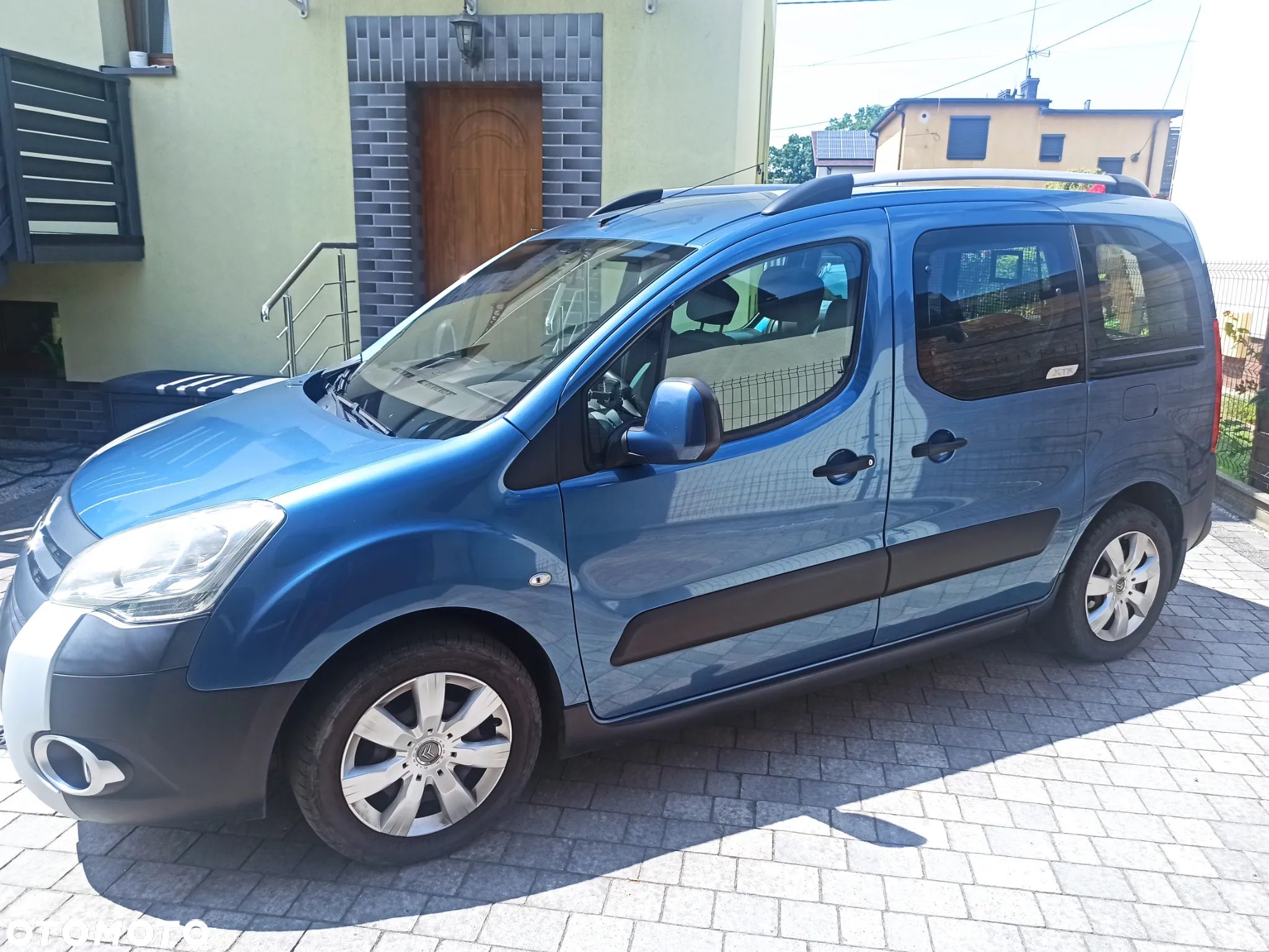 Citroën Berlingo II 1.6 HDi Multispace Plus - 1