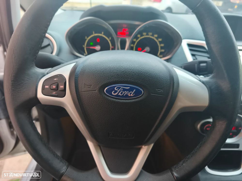 Ford Fiesta 1.25 Trend - 9