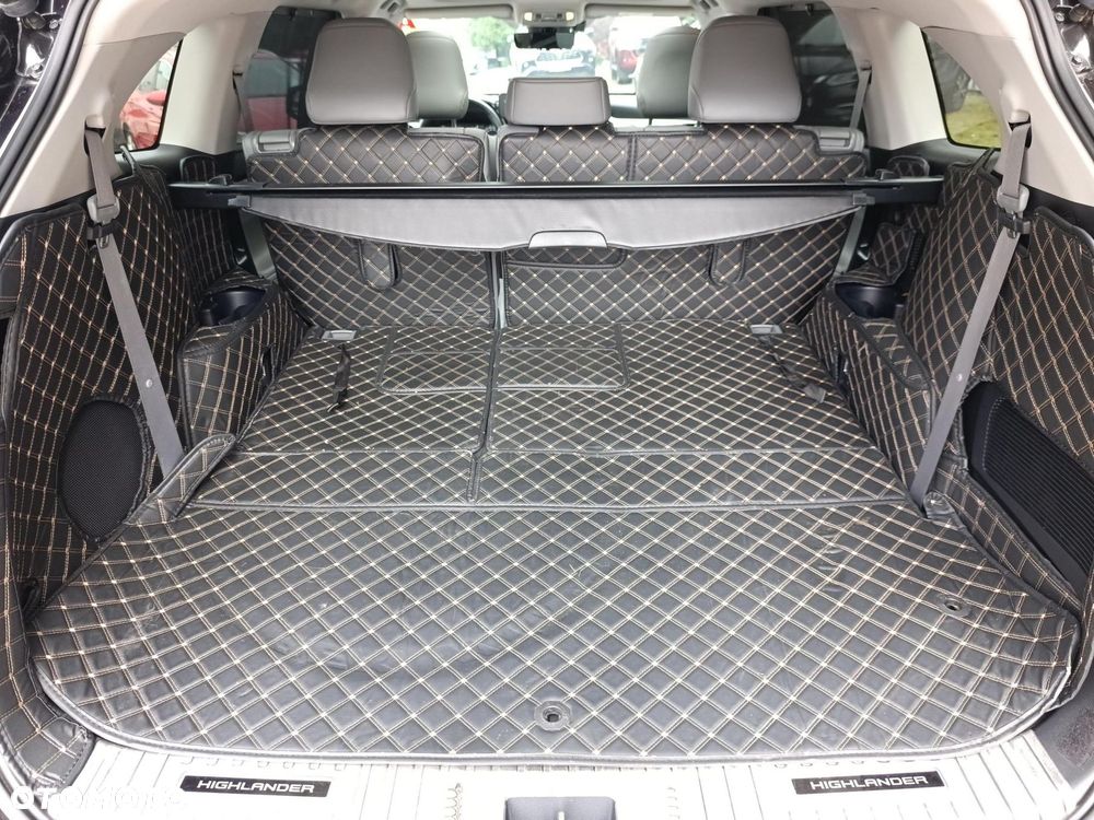 Toyota Highlander - 12