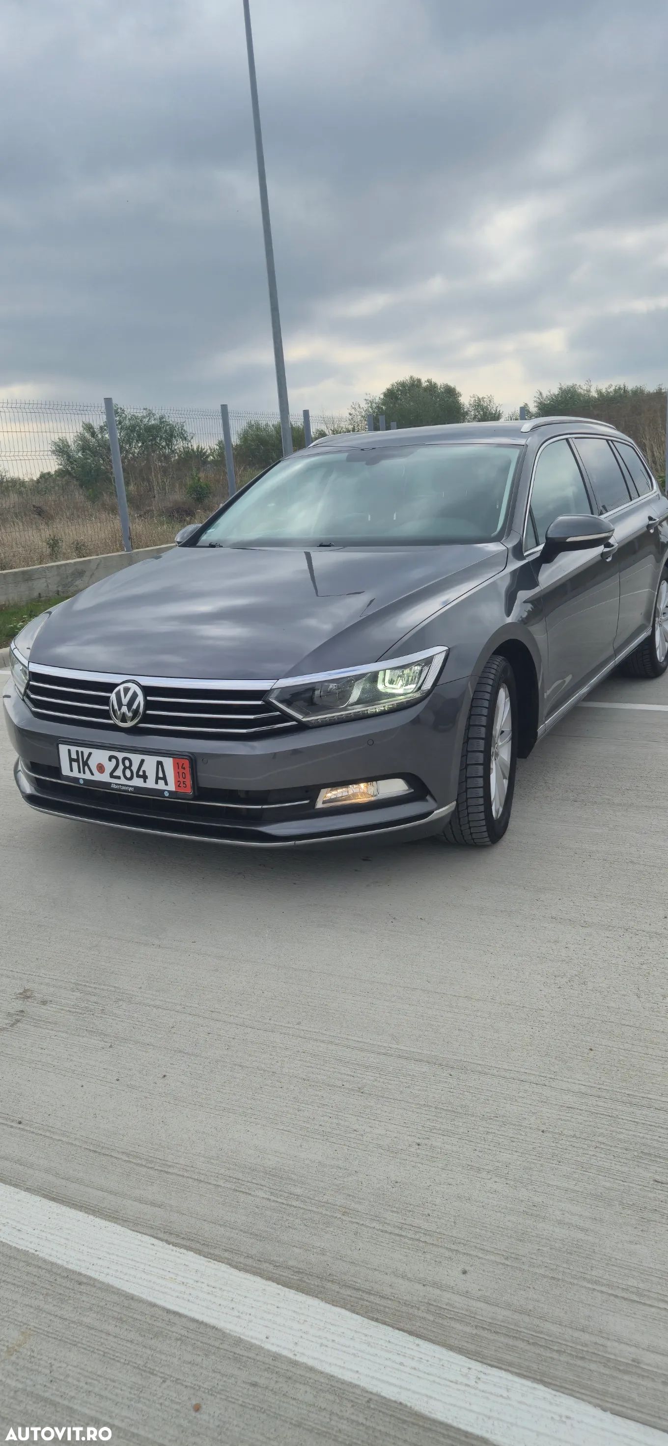 Volkswagen Passat Variant 2.0 TDI DSG Comfortline - 1
