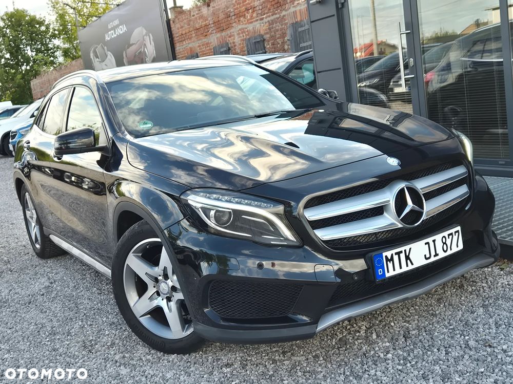 Mercedes-Benz GLA 250 UrbanStyle Edition - 18