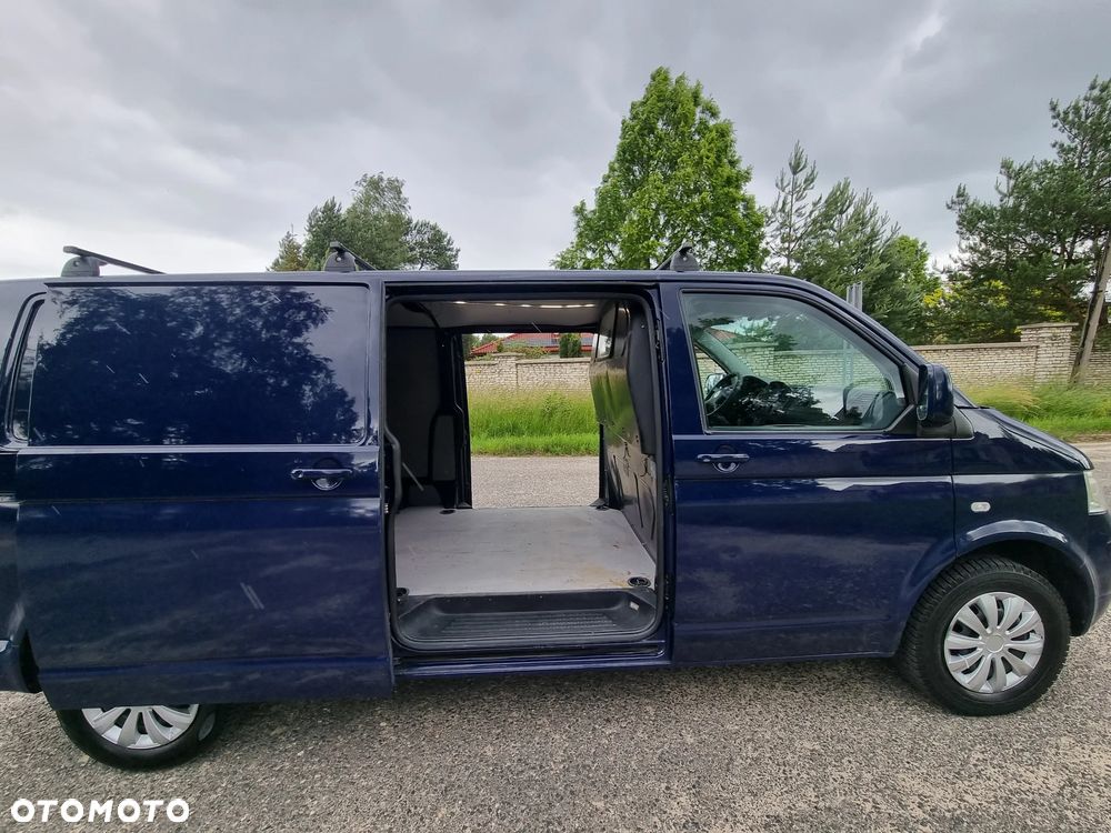 Volkswagen Transporter T5 - 16