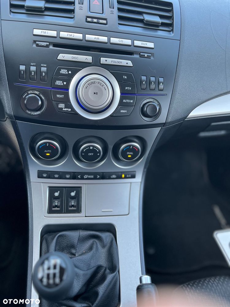 Mazda 3 - 15