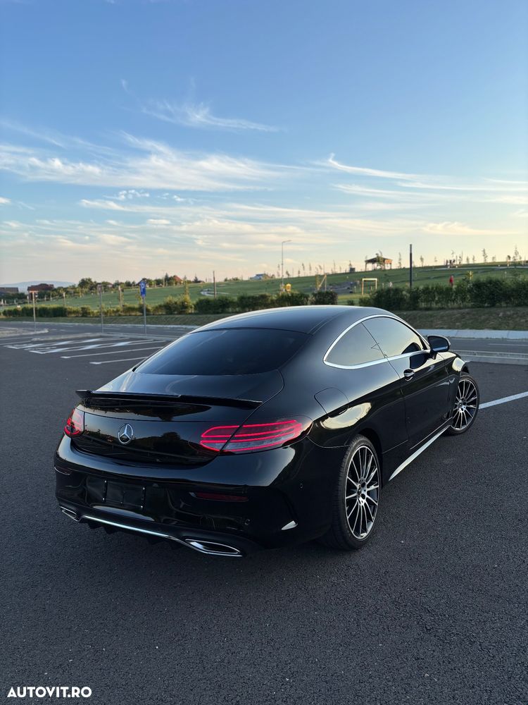 Mercedes-Benz C 200 9G-TRONIC AMG Line - 2