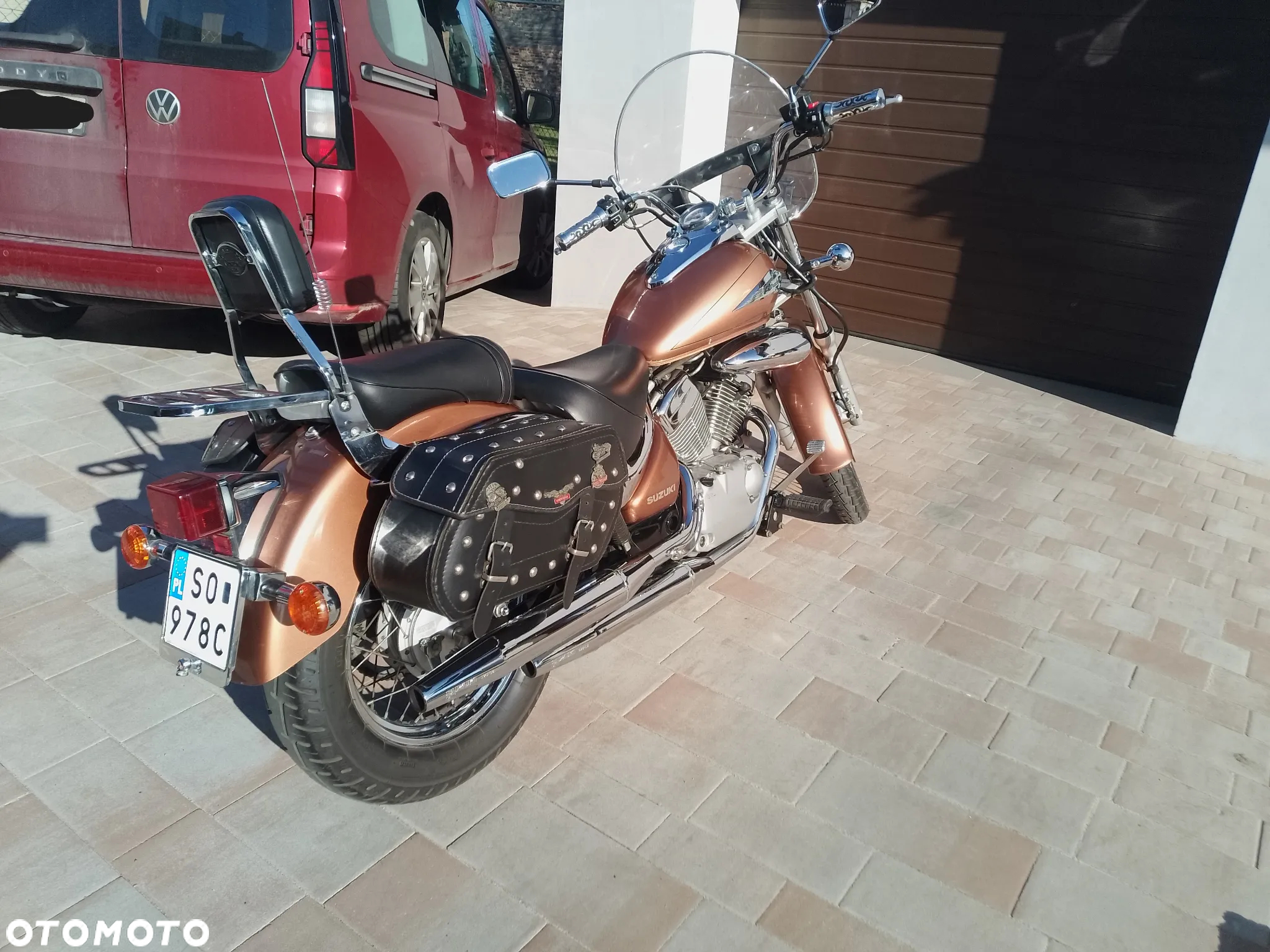 Suzuki Intruder - 4