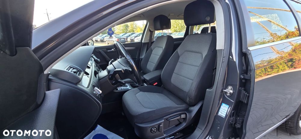Volkswagen Passat Variant 2.0 Blue TDI DSG SCR Highline - 31