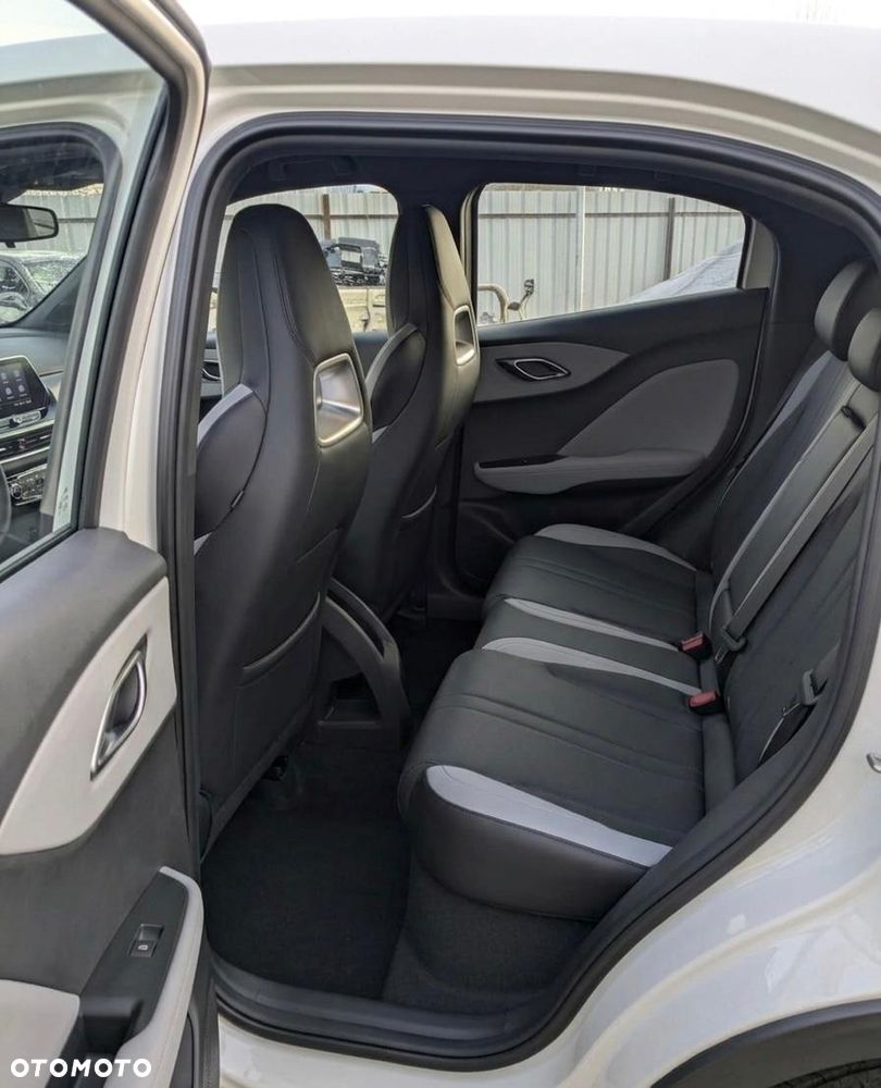 BYD Dolphin Surf 43.2kWh Comfort - 6