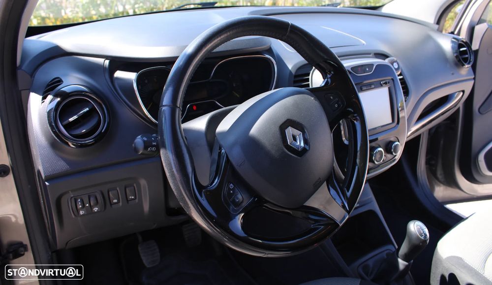 Renault Captur 1.5 dCi - 8
