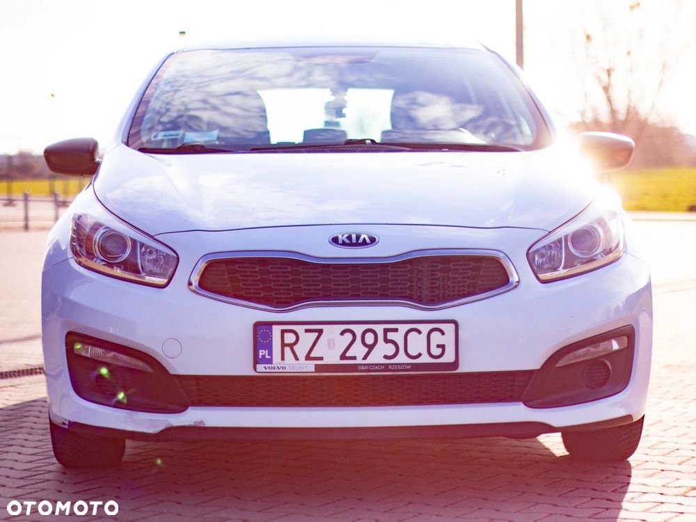 Kia Ceed 1.6 CRDi M - 4