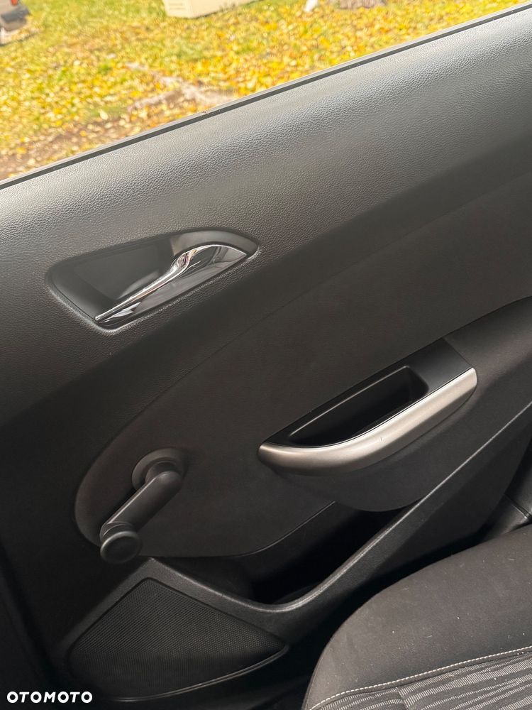 Opel Astra 1.4 Enjoy - 25