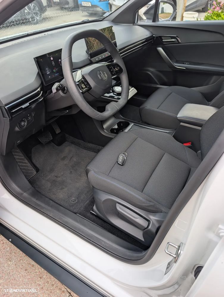 MG MG4 4 Standard - 4