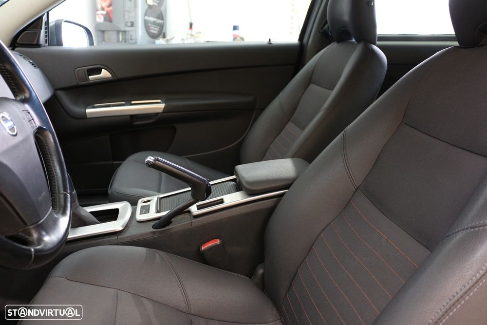 Volvo C30 1.6 D Momentum - 22