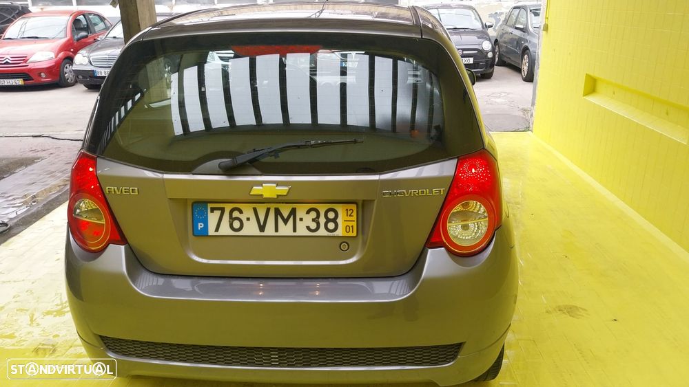 Chevrolet Aveo 1.2 LT - 18