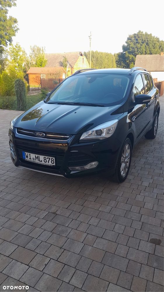 Ford Kuga - 1