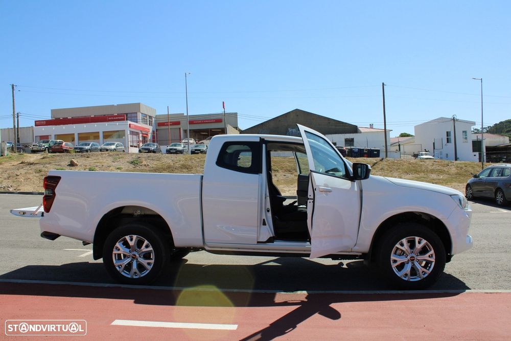 Isuzu D-Max - 16