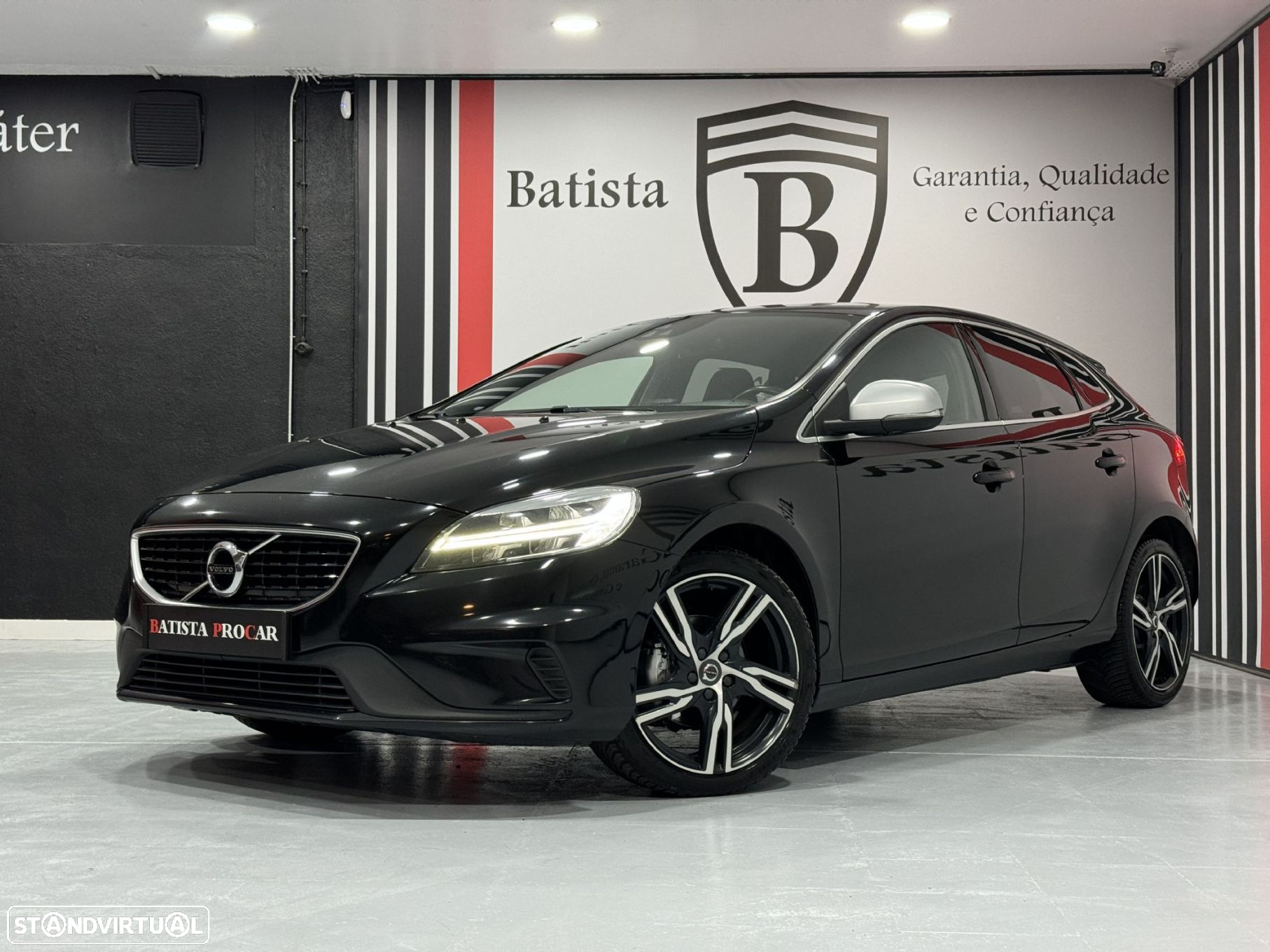 Volvo V40 2.0 D2 R-Design - 11