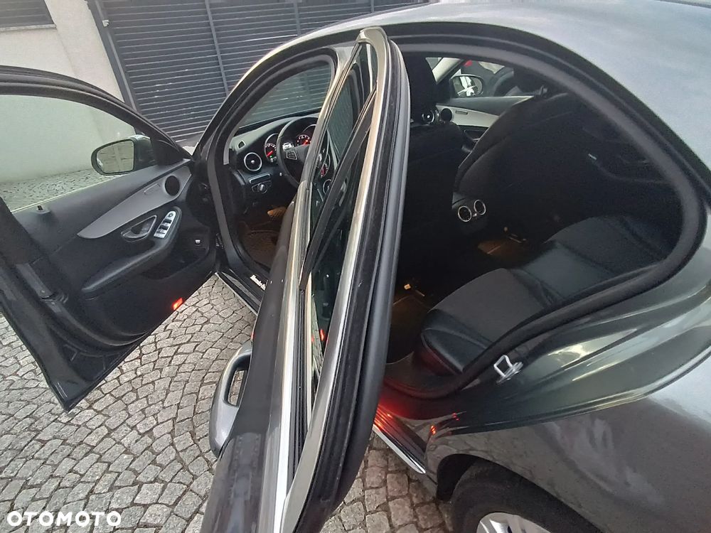 Mercedes-Benz Klasa C 180 9G-TRONIC Exclusive - 13