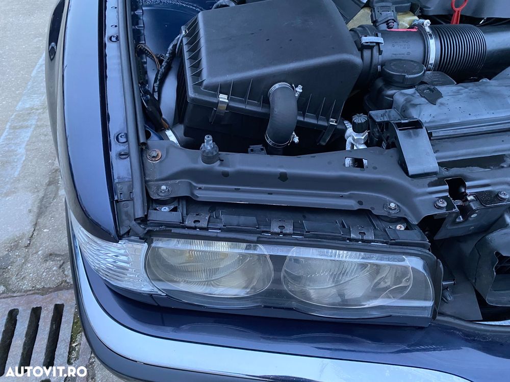 BMW Seria 7 740iA - 39