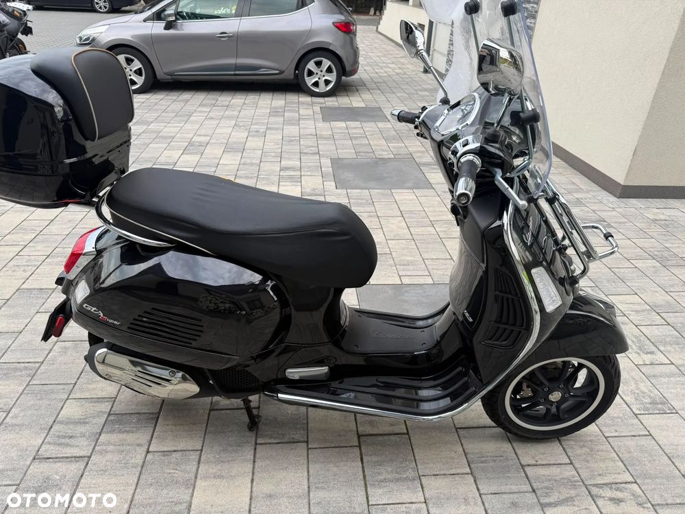 Piaggio Vespa - 5