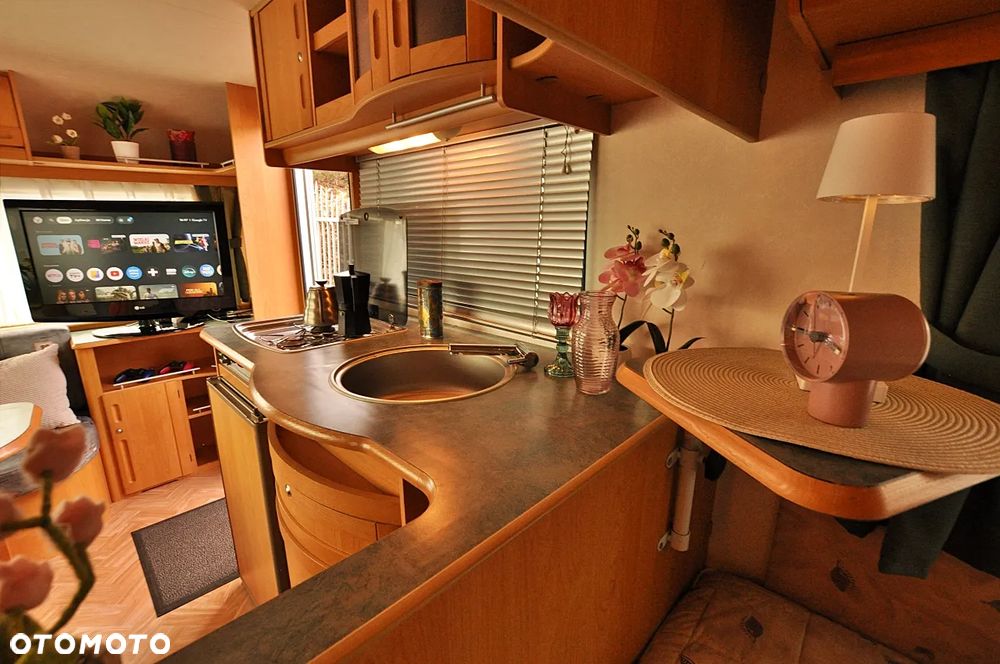 Adria UNICA 462 DP - 2