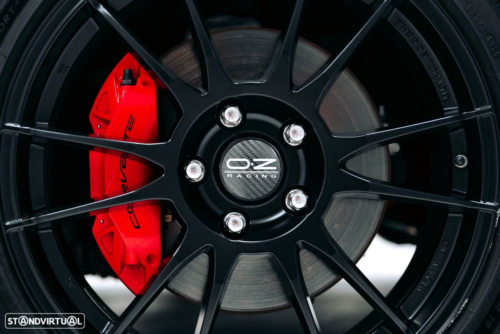 Chevrolet Corvette Stingray 3LT 6.2 V8 Auto - 16