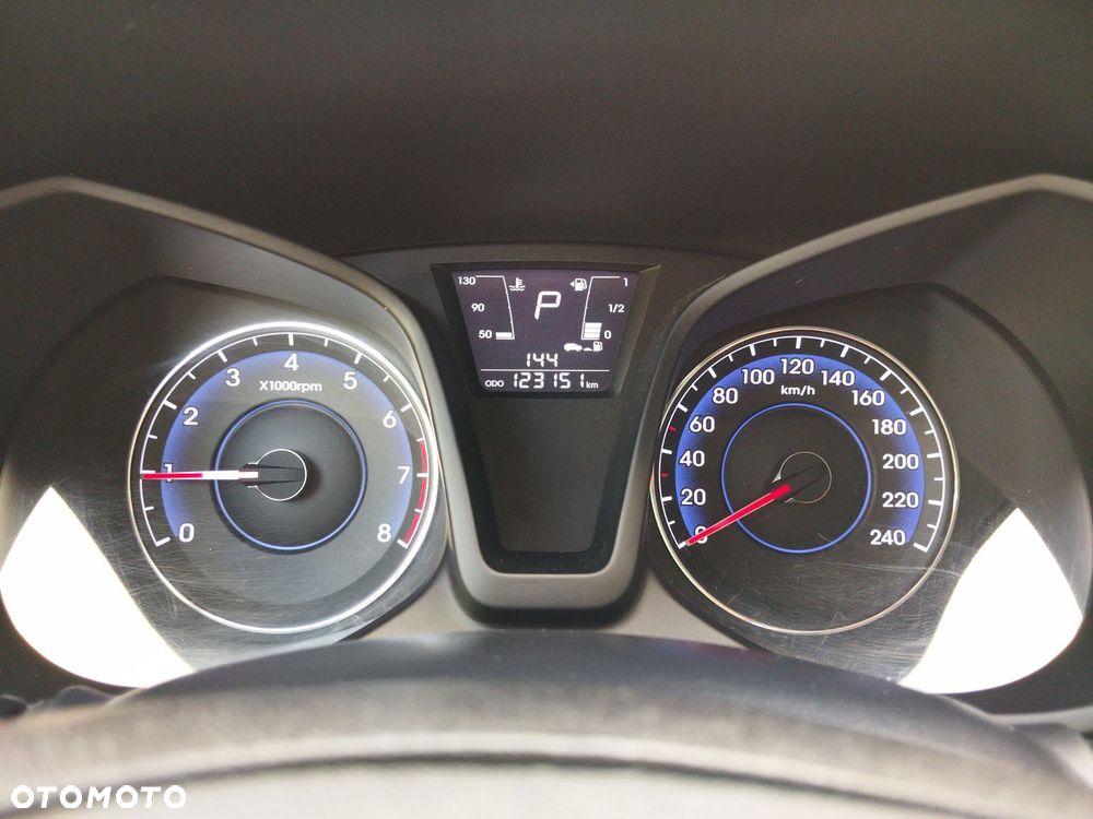 Hyundai ix20 1.6 Premium - 14
