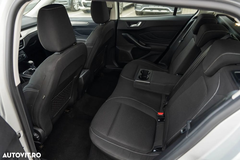 Ford Focus 1.5 TDCi Titanium - 17