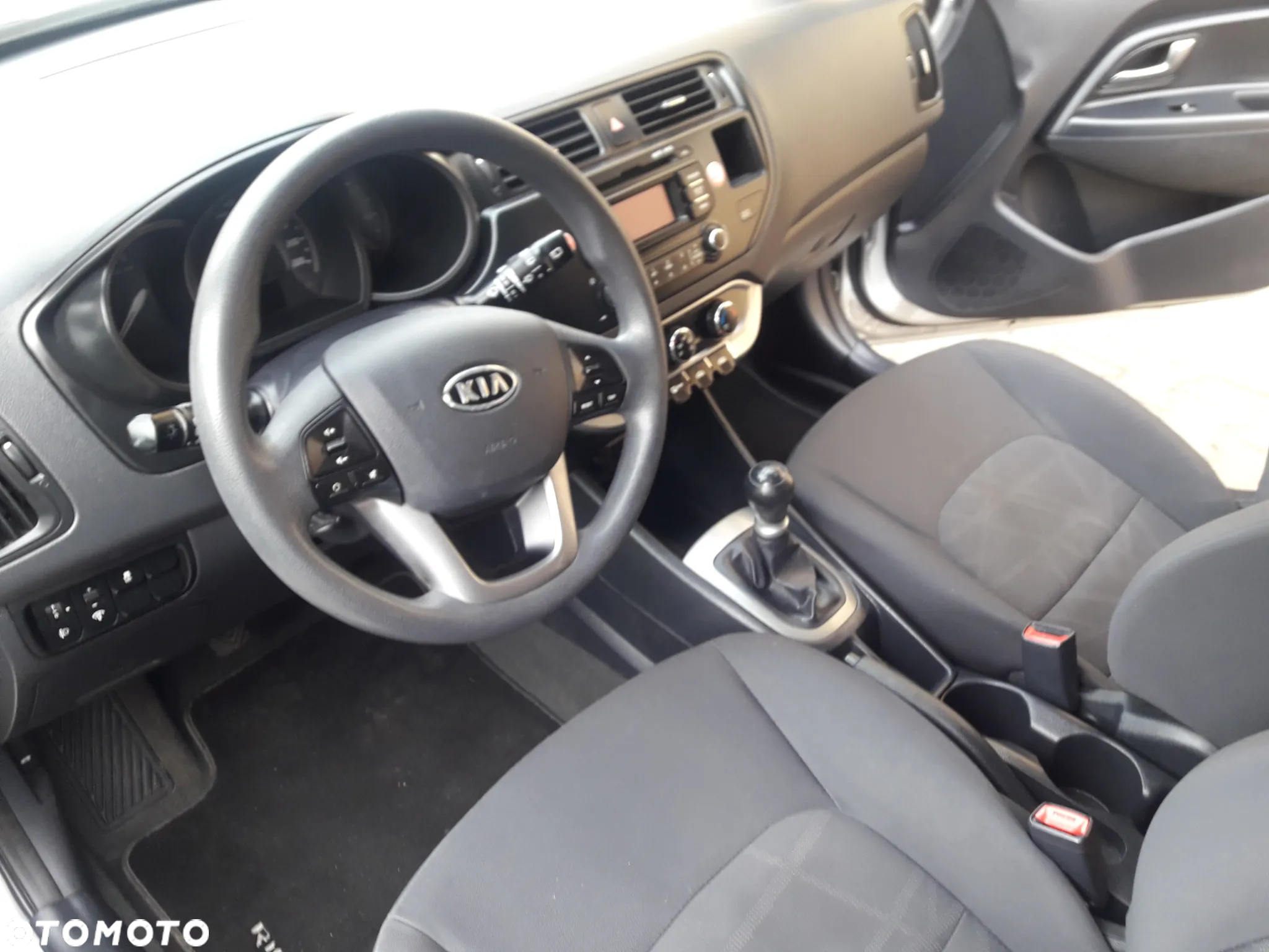 Kia Rio 1.2 Business Line - 25