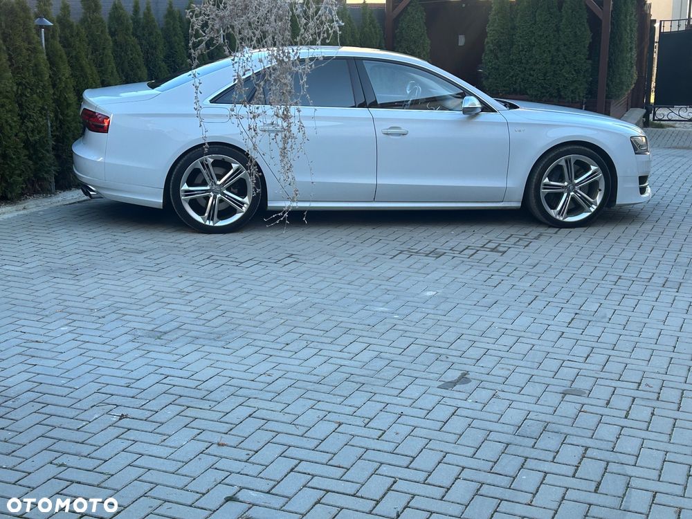 Audi S8 Plus 4.0 TFSI Quattro - 15