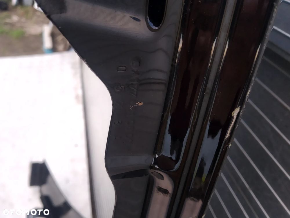 A918/A932/F977 MERCEDES A KLASA W177 BŁOTNIK PRAWY BIAŁY - 8