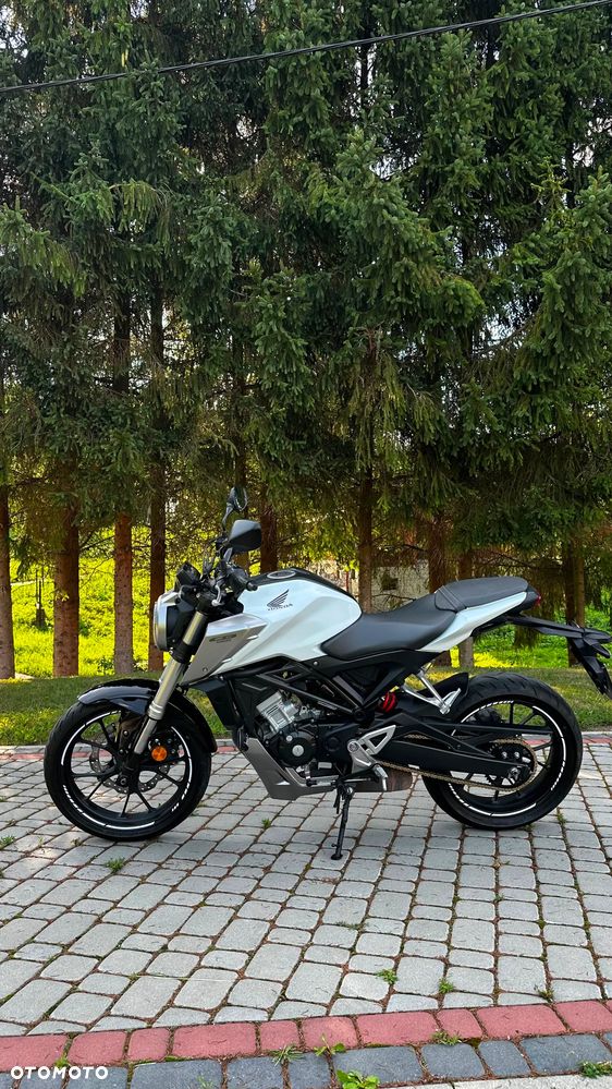 Honda CB - 2