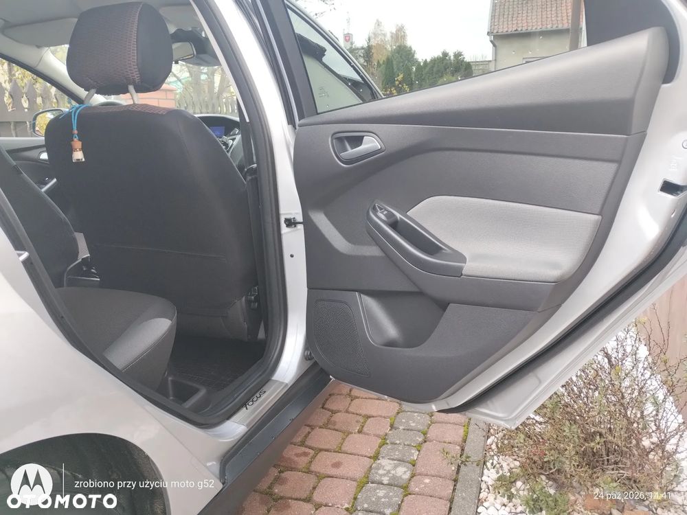 Ford Focus 1.6 Trend - 10