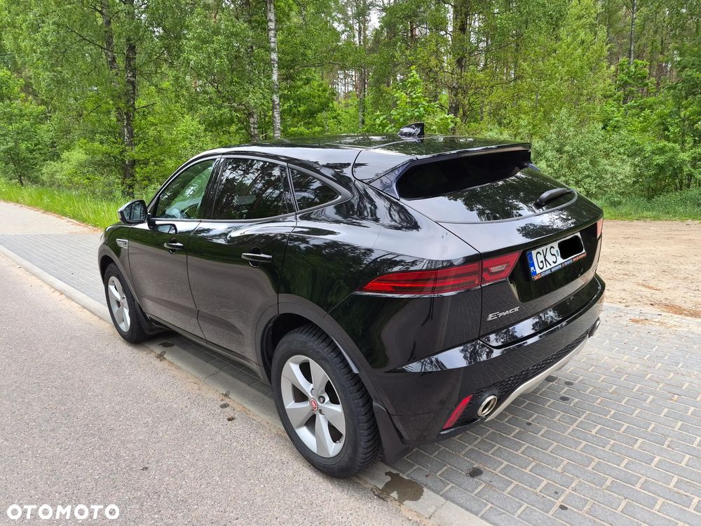 Jaguar E-Pace 2.0 P250 mHEV AWD R-Dynamic Black - 4